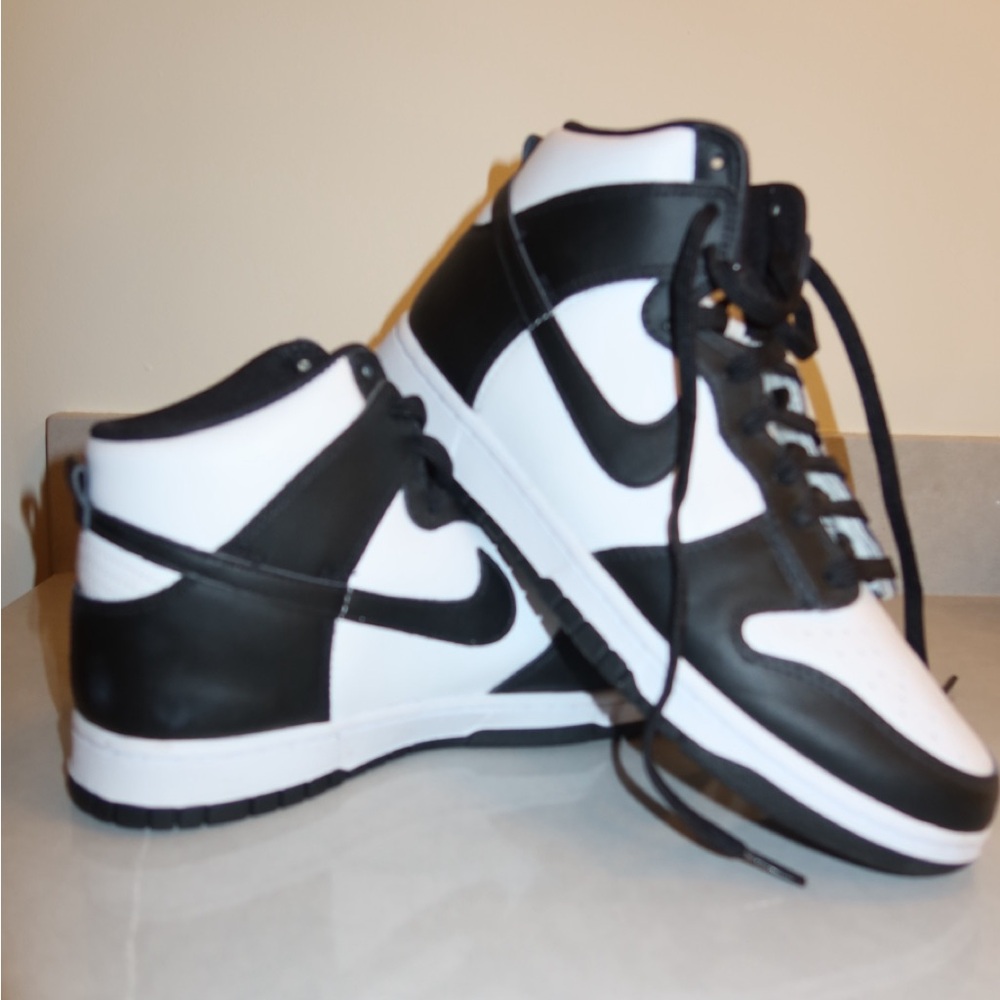 Nike Dunk High Retro - Picture 4 of 4